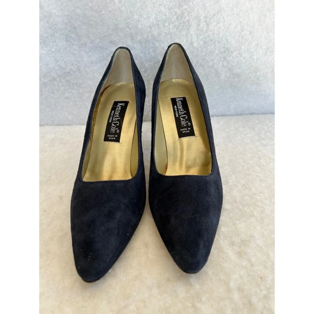 Kenneth Cole New York Vintage Black Suede Pointed Toe Heels Pumps 8 AA